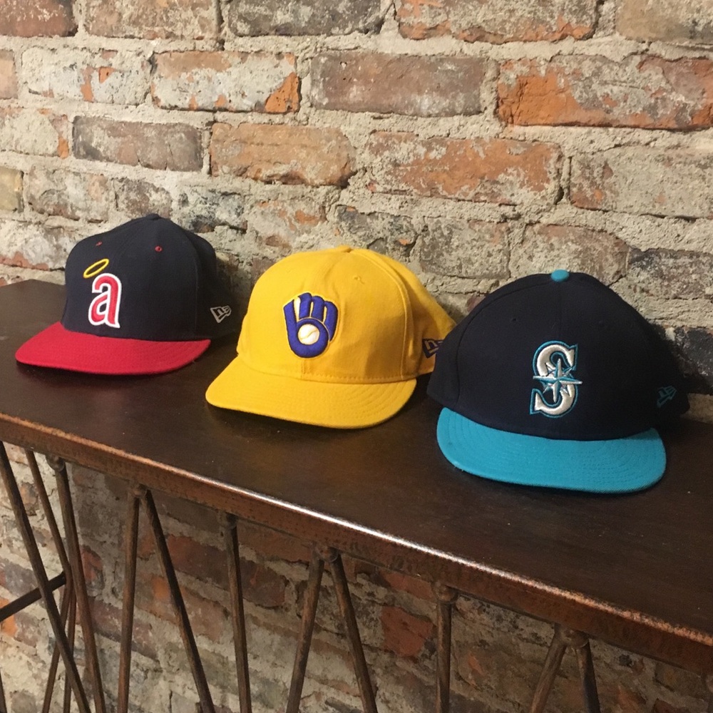 3 New Era MLB hats